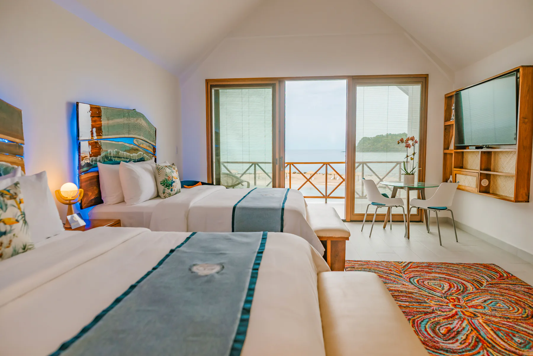 "A" Premium Double Queen Ocean View